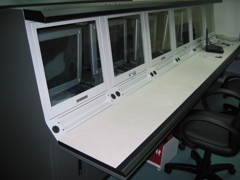 Console desk - Hatch-back type